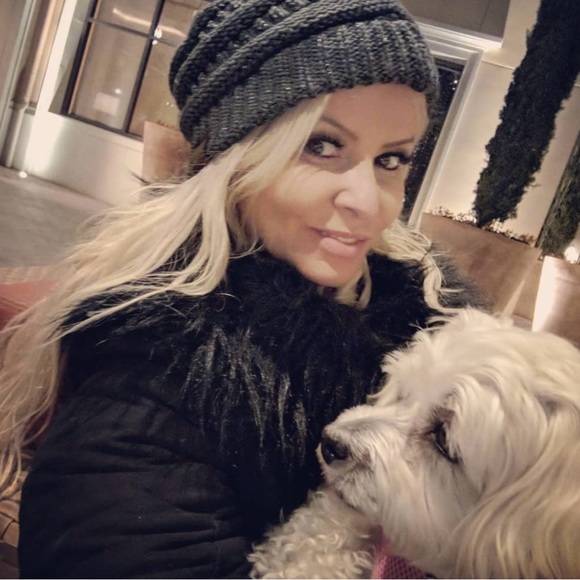 Meet your Posher, Katrin - Picture 2 of 2